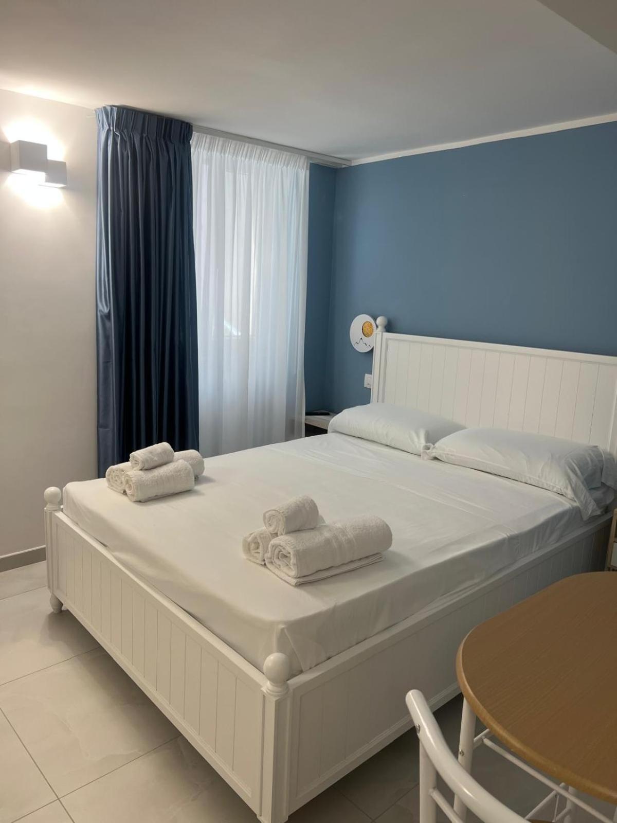 Bed and Breakfast Casa Mia Madama Gaeta Esterno foto